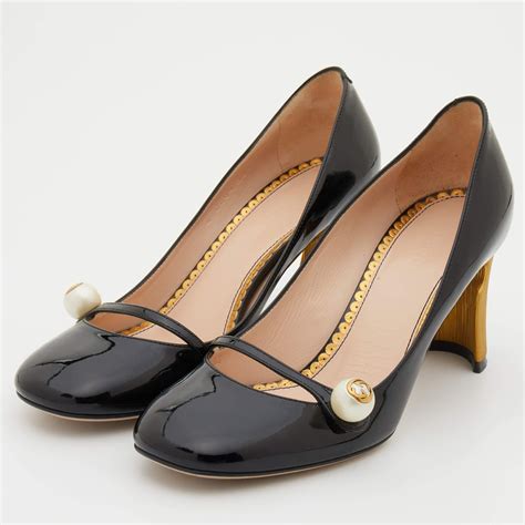 Gucci Arielle Mary Jane Pumps 